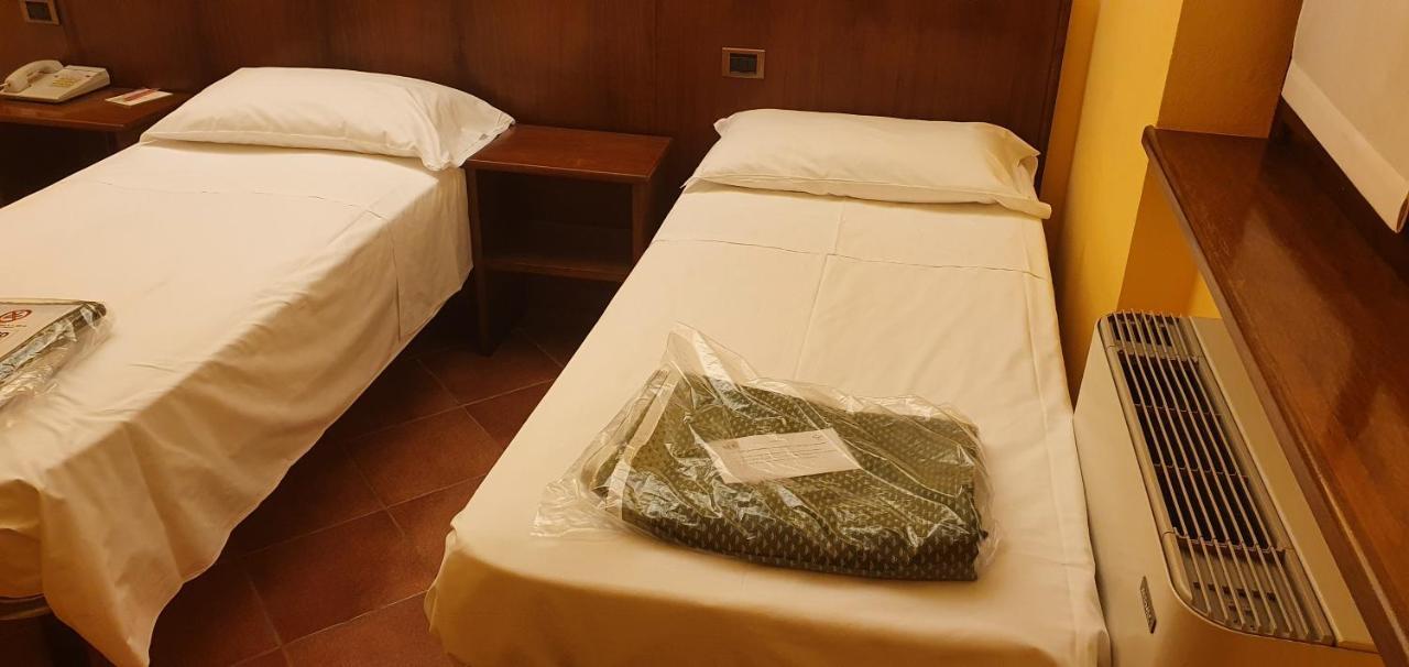 Il Carrettino Country Hotel Тортона Екстер'єр фото